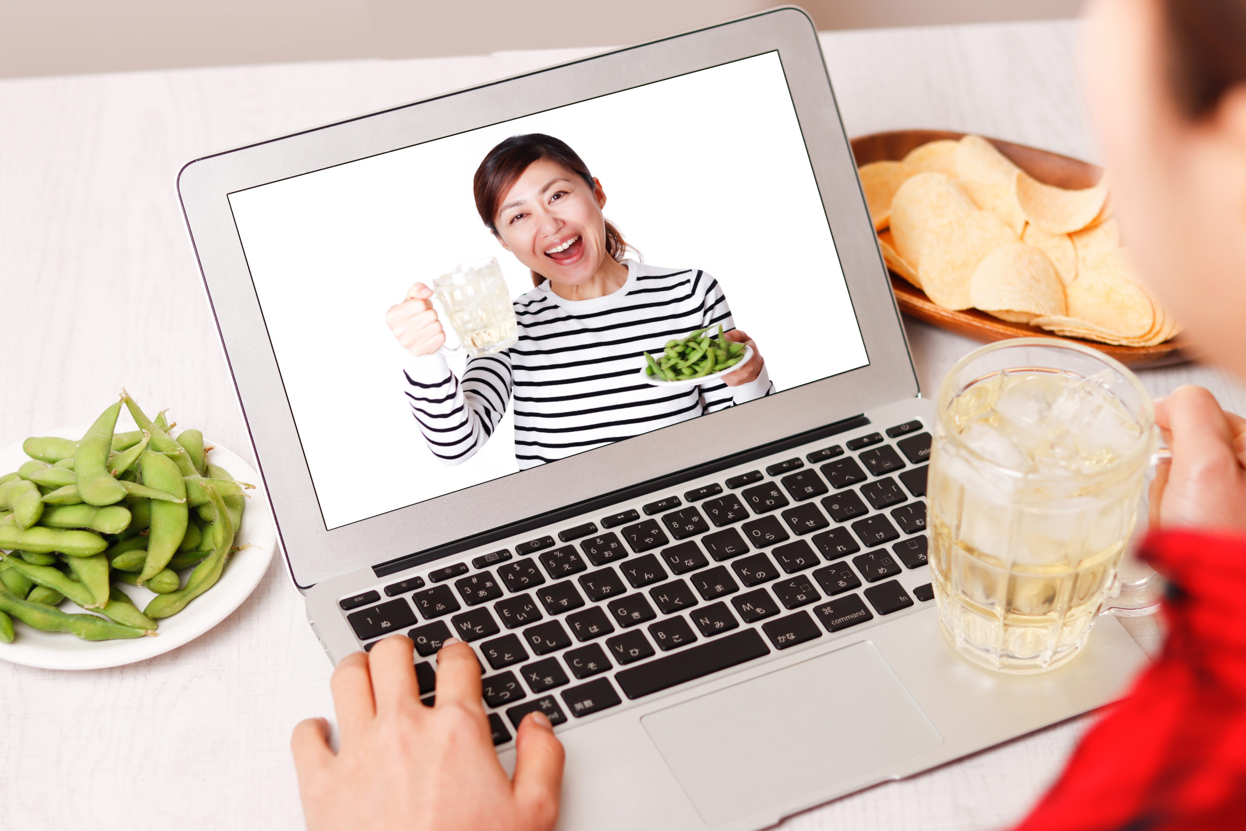 オンライン飲み会のやり方は?スカイプ(skype)のパソコンやスマホでやる方法?