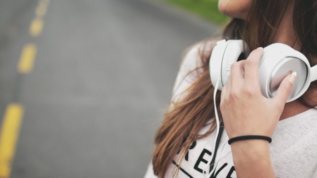 恋ステ2020夏の主題歌は?歌手や曲名に挿入歌もご紹介!